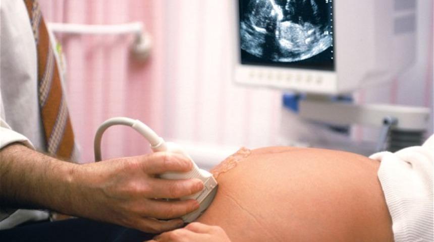 Bebeğinin burcunu öğrenince kürtaj yaptırmak istedi!