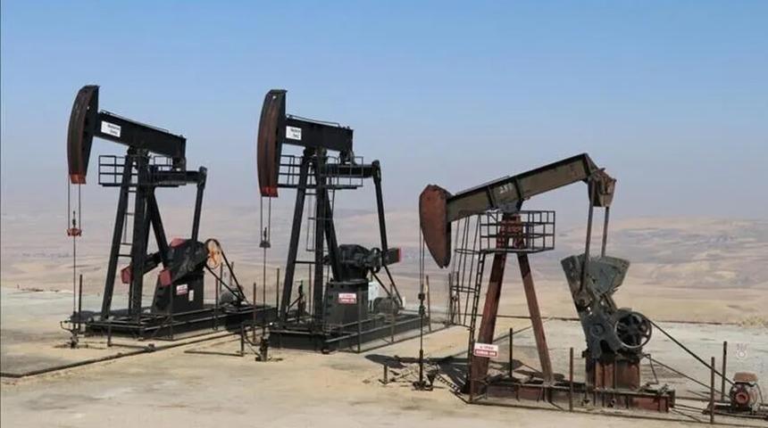 3 aylık d&uuml;ş&uuml;ş sonrası OPEC'in petrol &uuml;retimi 3,05 milyon varil arttı
