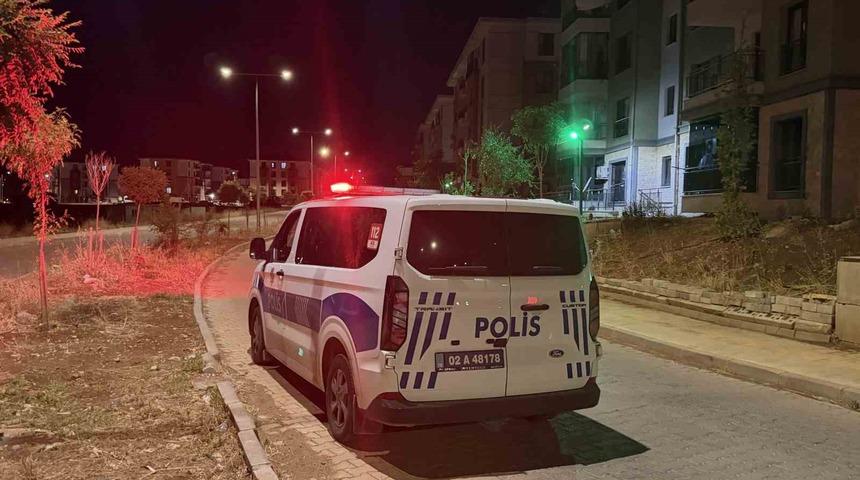 Kavgaya polis ekipleri m&uuml;dahale etti