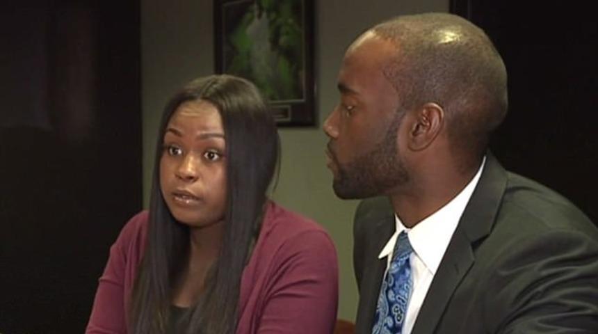 ABD'de bir kadın bikini çalmakla suçlandı, müşterilerin önünde çırılçıplak soyunmaya zorlandı