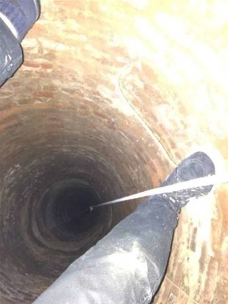 Terk edilmiş sığınağa girince  G1