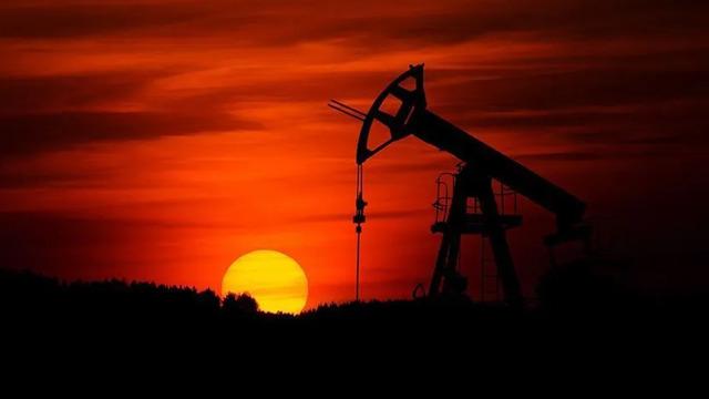 Brent petrol 85 doları aştı! Son 1 ayın zirvesi g&ouml;r&uuml;ld&uuml;
