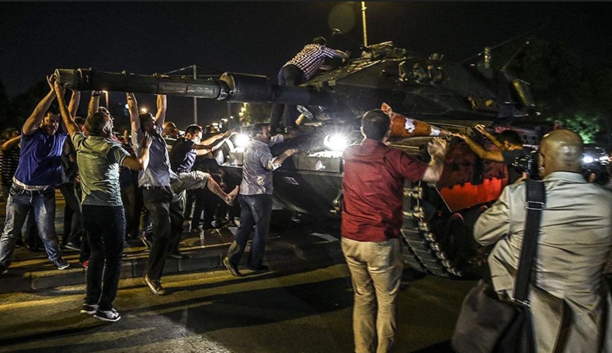 Vatansız hainler darbe kararını işte o tarihte vermiş! 3