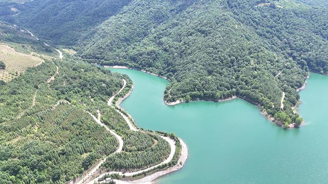 Yıllardır hiç bu seviyeyi görmemişti: Baraj adeta coştu!
