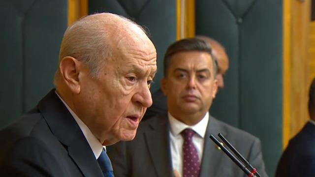Bahçeli'den Trump'ın Ankara'da yaptığı açıklamaya sert tepki! Barışa güven sarsıldı