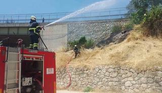 Hamsu K&ouml;pr&uuml;s&uuml;&rsquo;nde &ccedil;ıkan yangın s&ouml;nd&uuml;r&uuml;ld&uuml;