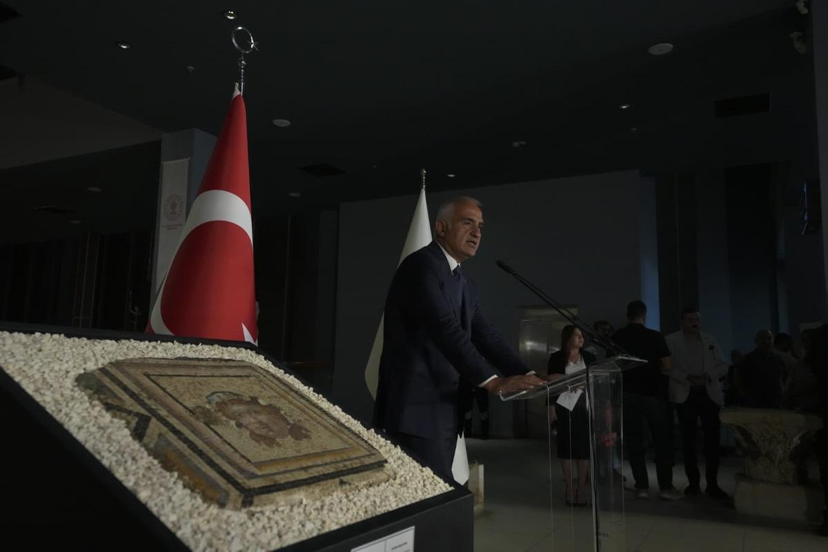 ABD den T&uuml;rkiye ye iade edilen&nbsp;Zeugma mozaik paneli evine kavuştu! 1