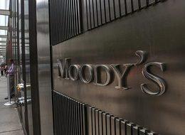 Moody's 17 Türk Bankası'nın notunu düşürdü