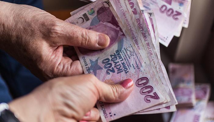 Emekli maaşı d&uuml;zenlenmesi Komisyon'da '500 dolar...'