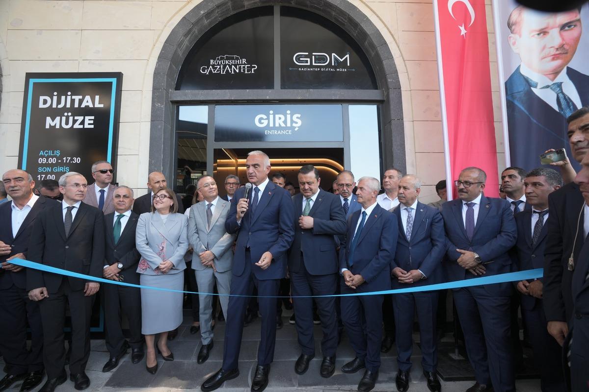 Gaziantep e yeni kongre, kültür ve fuar merkezi için ilk adım atıldı 9