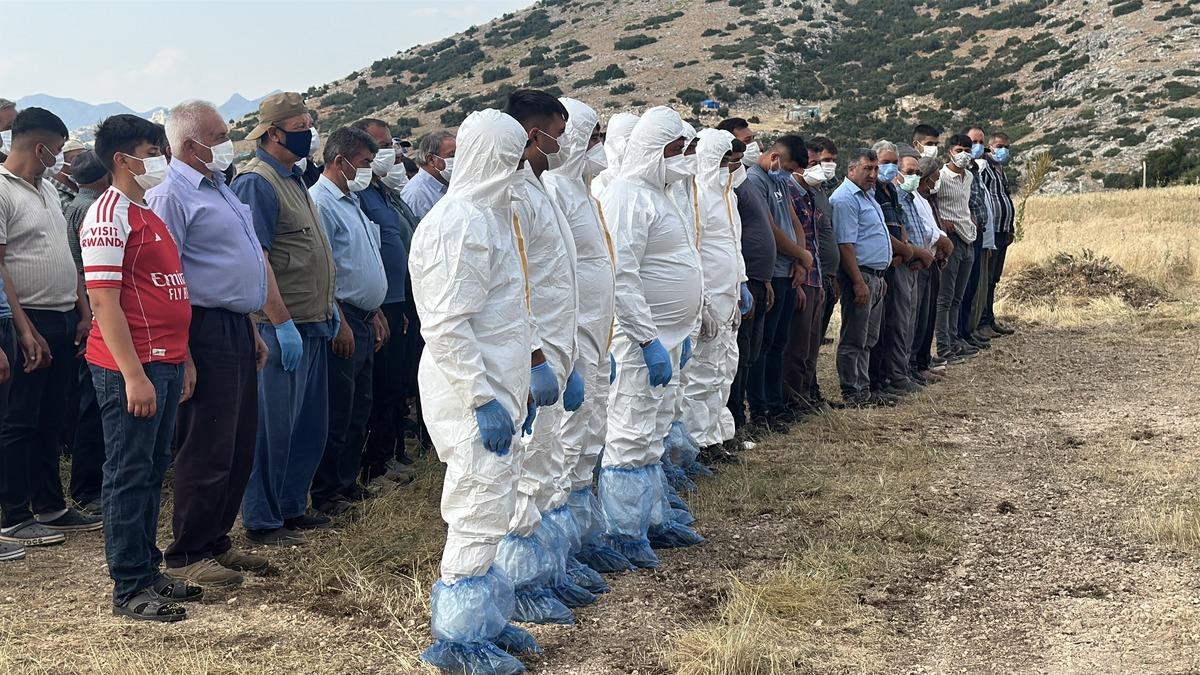 Bir ısırıkla başı d&ouml;nd&uuml;, iştahtan kesildi... 15 g&uuml;n sonra hayatını kaybetti 3