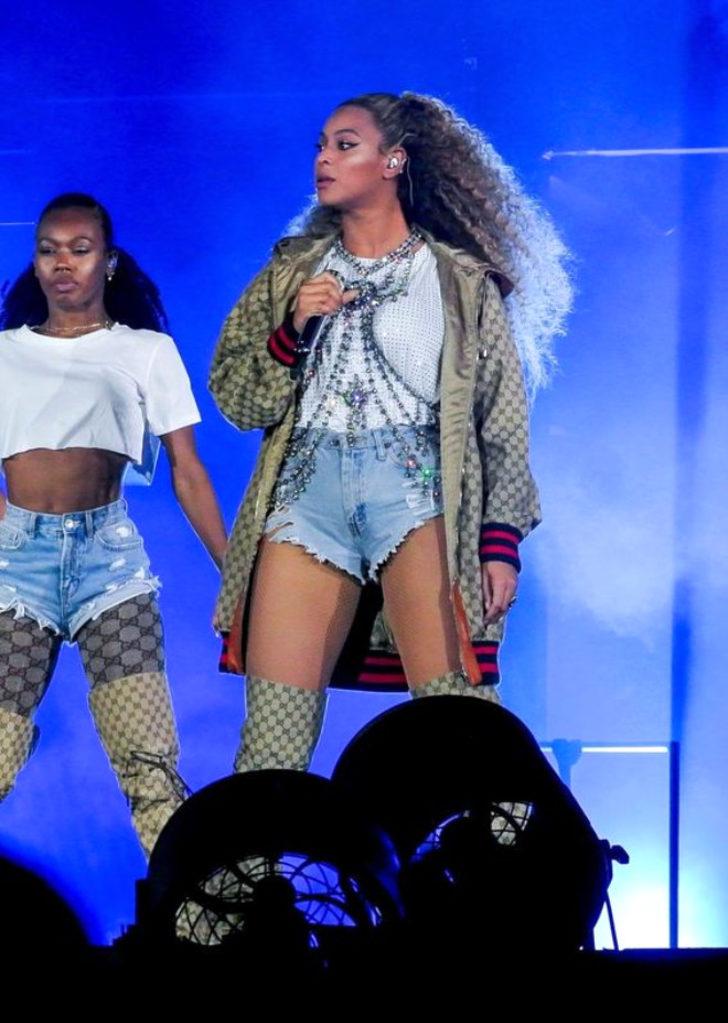 Beyonce'tan olay yaratan dans! G2