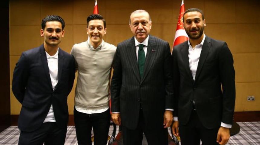 Almanya Cumhurbaşkanı Steinmeier'den Mesut ve İlkay'a tehdit