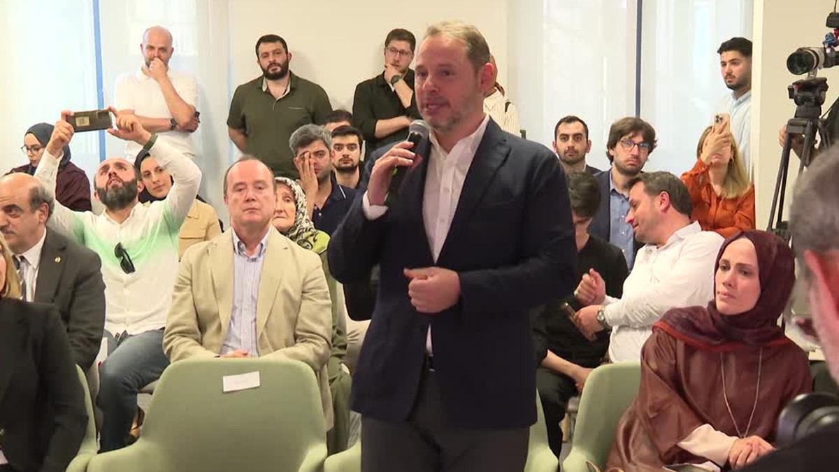 15 Temmuz gecesi havada neler oldu? Berat Albayrak o gece yaşananları ilk kez anlattı: "2 pilottan biri FET&Ouml; c&uuml;yd&uuml;"  1