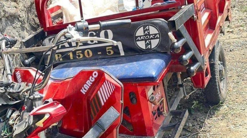 Giresun&rsquo;da tarım aracı duvara &ccedil;arptı: 1 &ouml;l&uuml;, 1 yaralı
