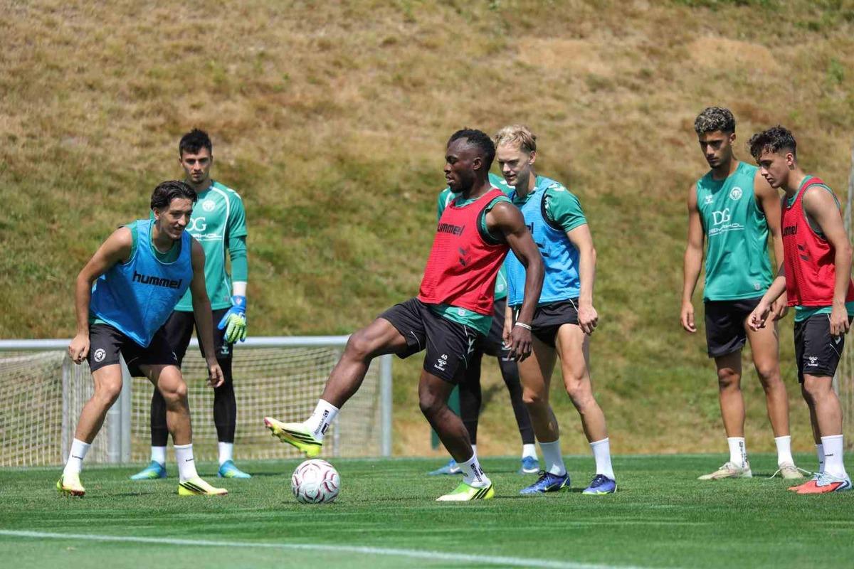 Konyaspor, Slovenya kampındaki hazırlıklarını sürdürüyor 2