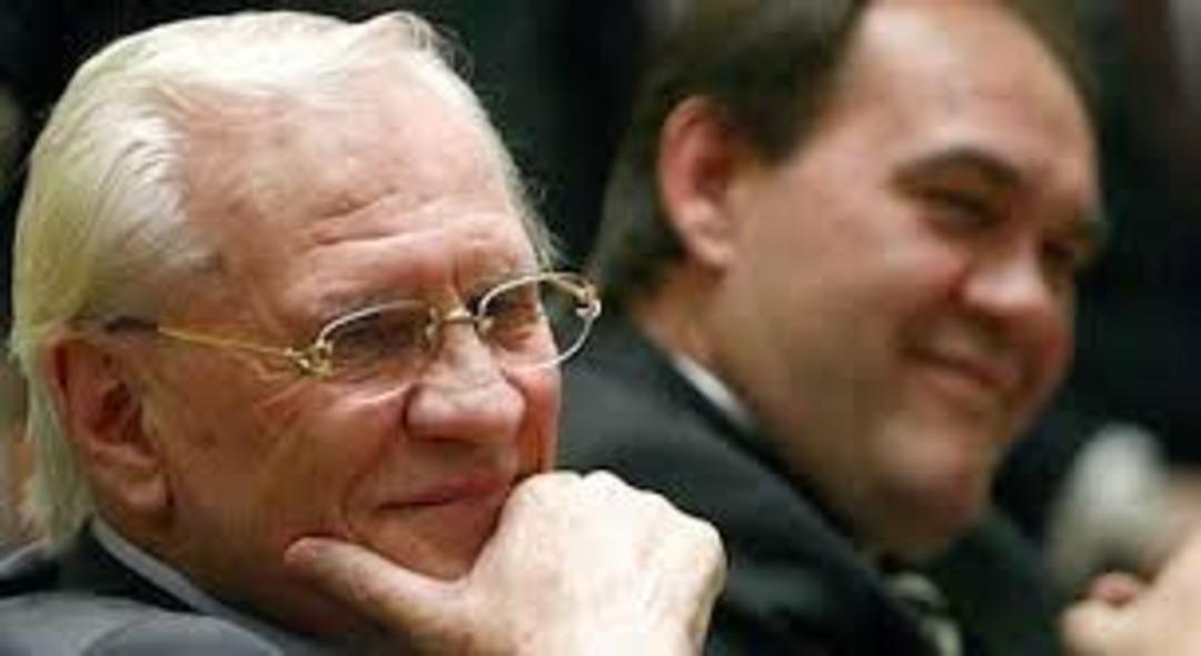 Erdoğan Demir&ouml;ren kimdir hayatını kaybetti