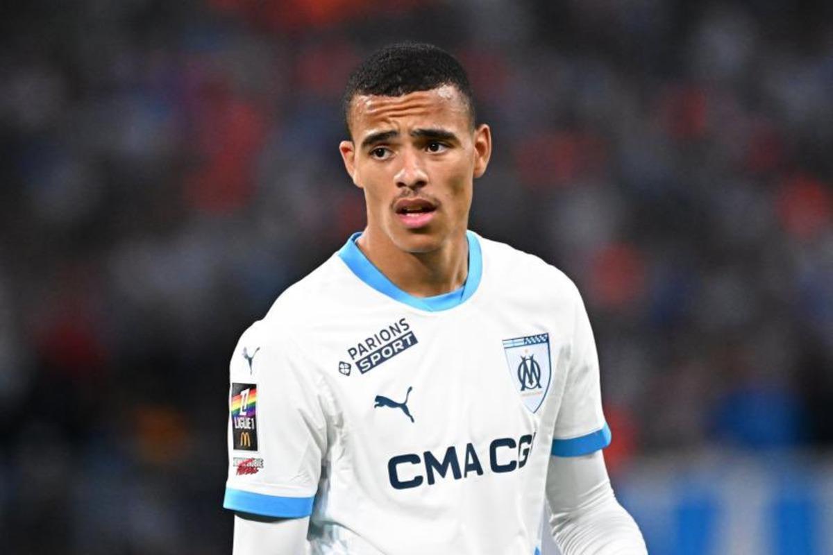 Fenerbahçe Mason Greenwood a formayı giydirdi! İşte ilk sözleri 3