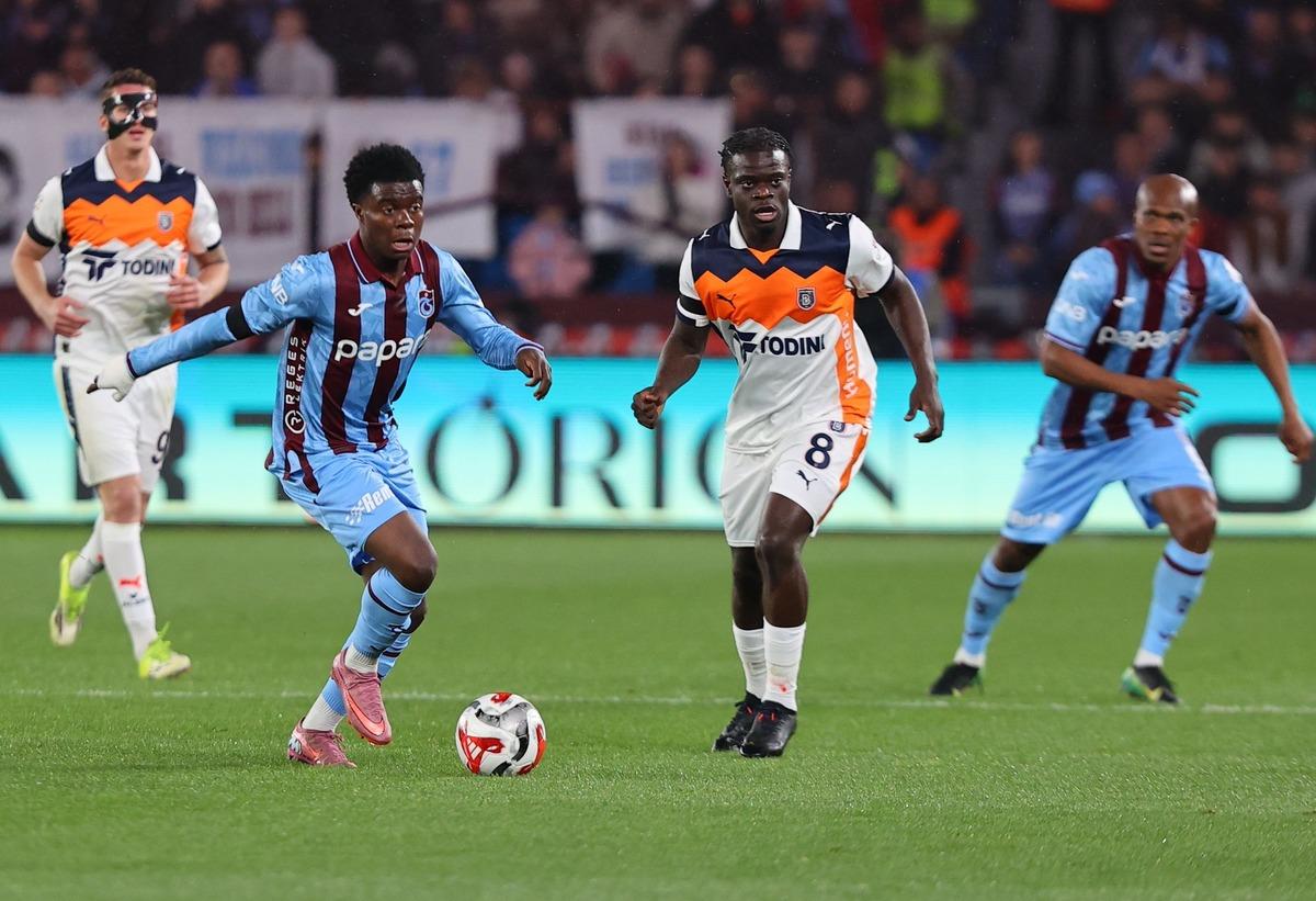 Trabzonspor dan rekor satış! Oulai için dev anlaşma 4