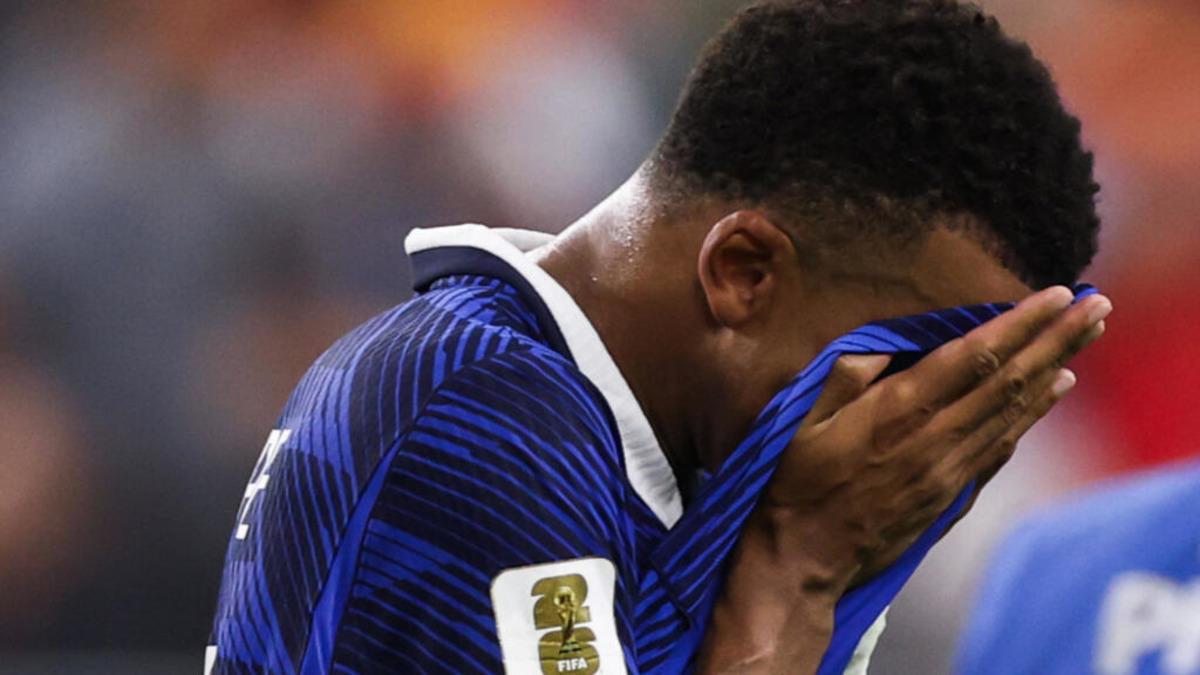 Yenilgi sonrası Mbappe demediğini bırakmadı! Hocasının taktiğini bile eleştirdi 3
