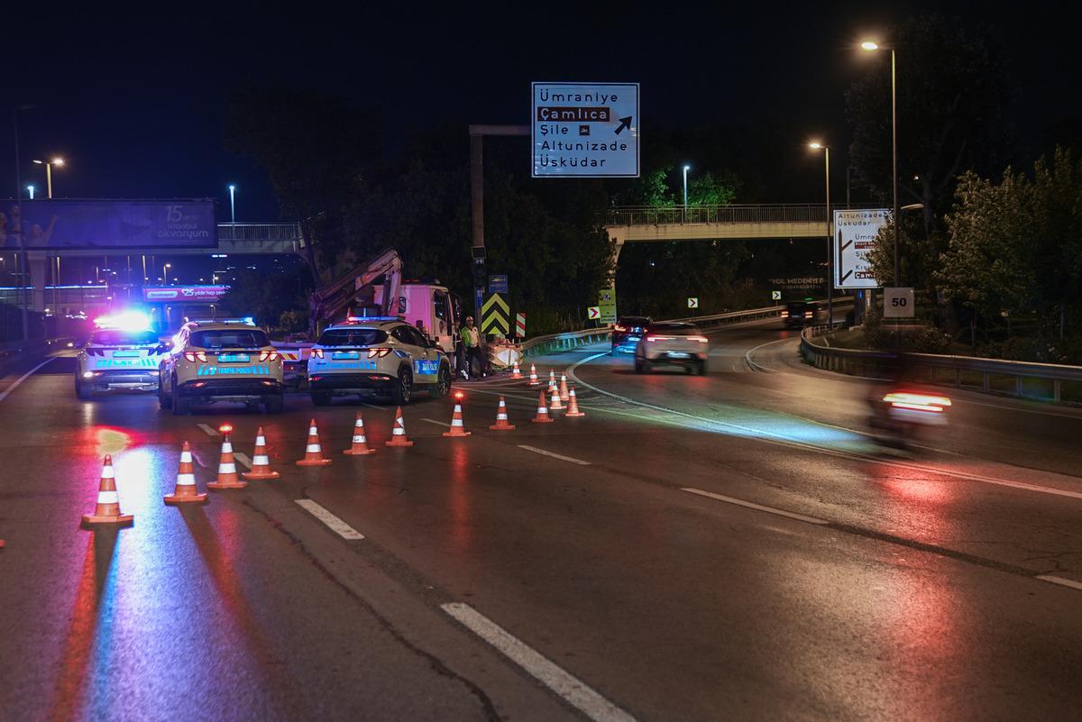 15 Temmuz Şehitler K&ouml;pr&uuml;s&uuml; ve bazı yollar trafiğe kapatıldı! 1