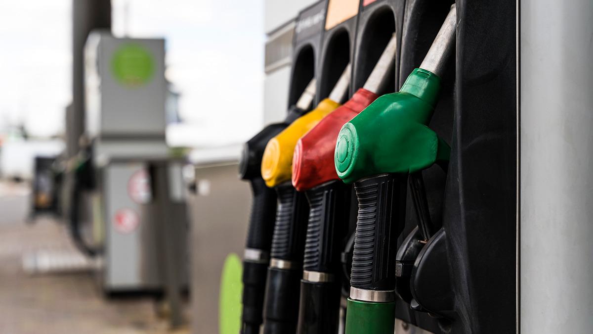 Tabelalarda değişim var! Benzine zam geldi