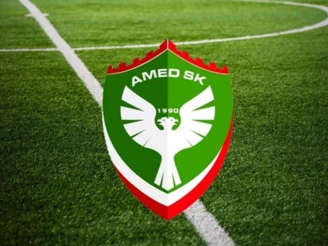 S&uuml;per Lig'in tecr&uuml;beli yıldızı Amedspor'a transfer oldu!