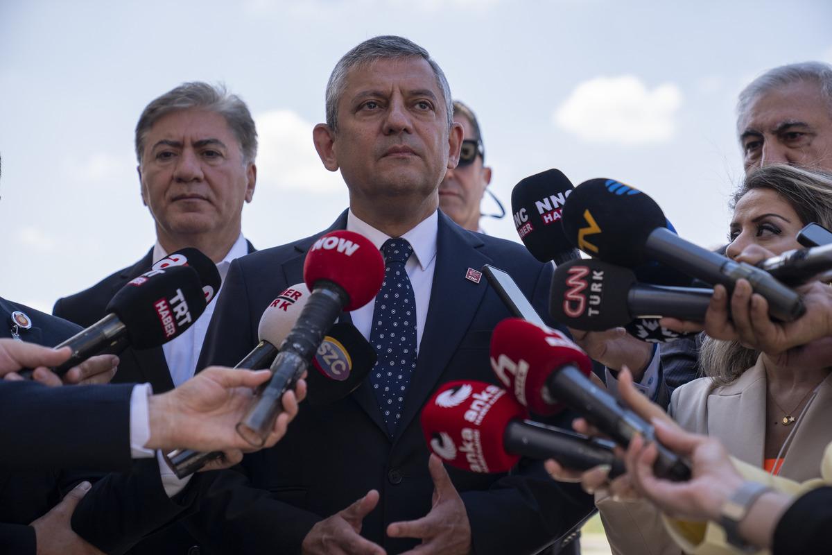 Özgür Özel ile ilgili çarpıcı İYİ Parti iddiası! Canlı yayında açıkladı 1
