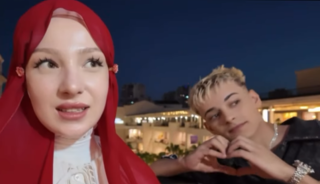 Adını g&ouml;ğs&uuml;ne bile yazdırmıştı! Aşkı karşılıksız kaldı 
