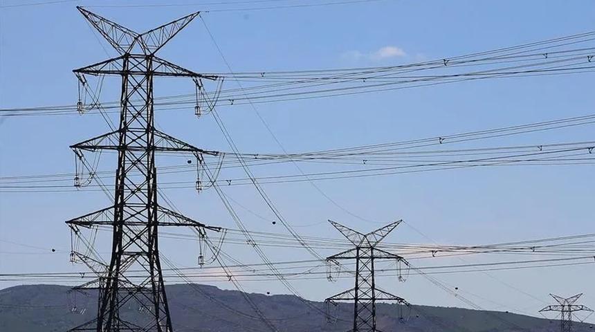 Spot piyasada elektrik fiyatları (15 Temmuz 2026)