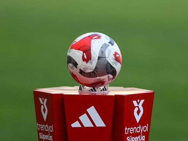 S&uuml;per Lig'de ilk haftanın fikst&uuml;r&uuml; belli oldu!