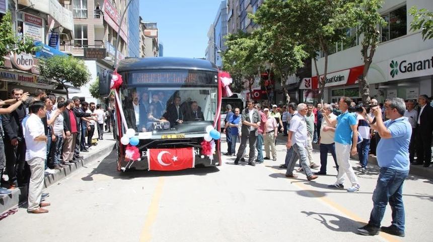 Yerli üretim 'ELBÜS' otobüsler Elazığ'da hizmete girdi
