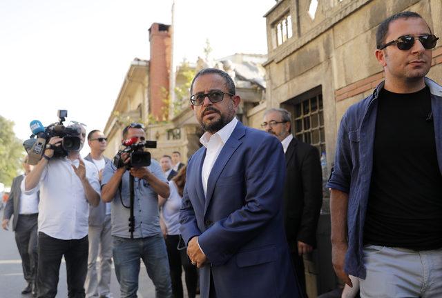 Demir&ouml;ren ailesi taziyeleri kabul ediyor (3) 4