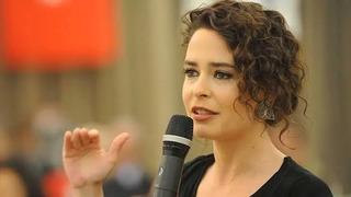Pelin Batu deprem zamanı yaptığı paylaşım için özür diledi: İnsan neye ve kime güveneceğini şaşırıyor artık
