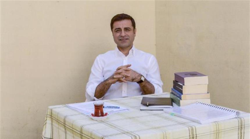 Selahattin Demirtaş 'kaçar' diye tahliye edilmedi iddiası!