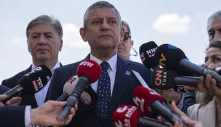 &Ouml;zg&uuml;r &Ouml;zel'in yeni partisinin adı ne olacak? İşte masadaki isimler