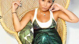 Yonca Evcimik: Kadınlardan korkup gay oluyorlar 