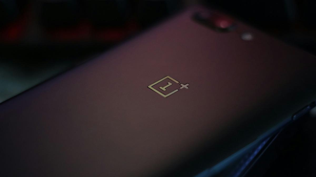 Akıllı telefon devi yurt dışı operasyonlarını mı sonlandırıyor? Açıklama geldi! 3