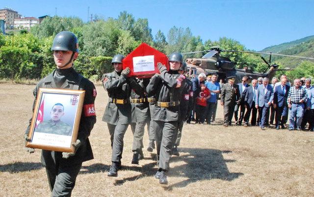 Kastamonu'da şehit er, son yolculuğuna uğurlandı