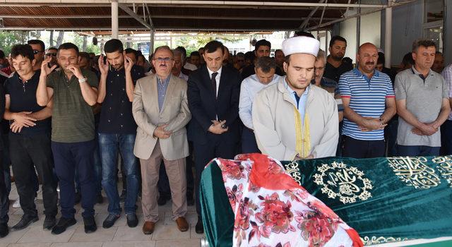 Antalya'daki kazada ölen 3 mühendis ve bebeğin cenazeleri alındı (4)