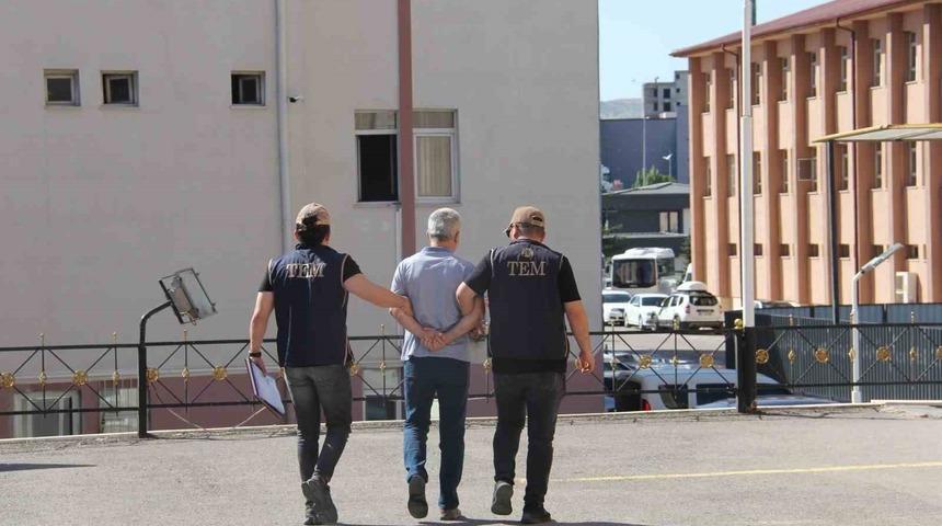Sivas&rsquo;ta firari FET&Ouml; h&uuml;k&uuml;ml&uuml;s&uuml; yakalandı