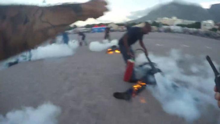 Herkesin gözü önünde kendilerini ateşe verdiler! 32 kişi alev alev yandı! G2