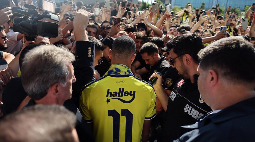 Fenerbah&ccedil;e'de Mason Greenwood İstanbul'a geldi!