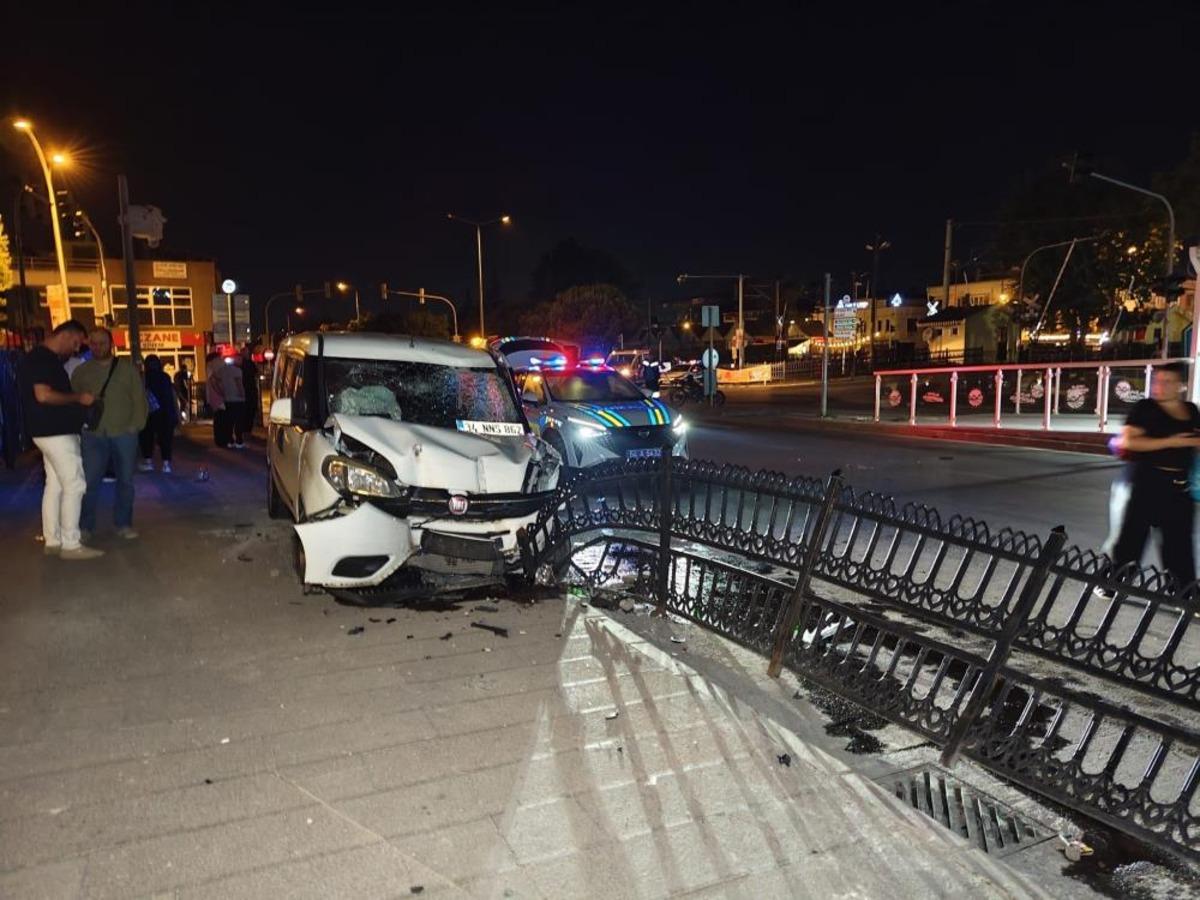 Sakarya da 1 kişinin hayatını kaybettiği kaza anı güvenlik kamerasına yansıdı 2