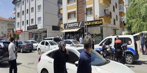 Kuyumcu soydu, 2 saatte yakalandı: İnternetten araştırmış