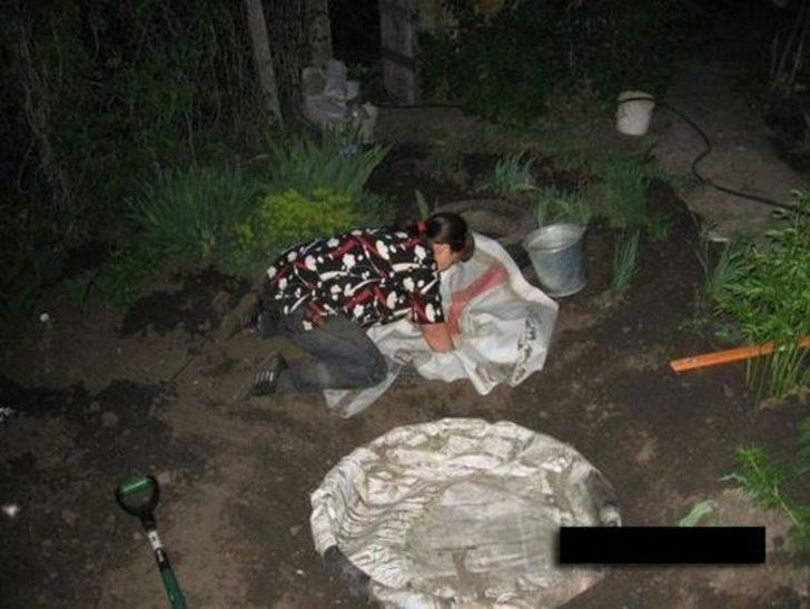 Evinin bahçesine böyle havuz yaptı  G5