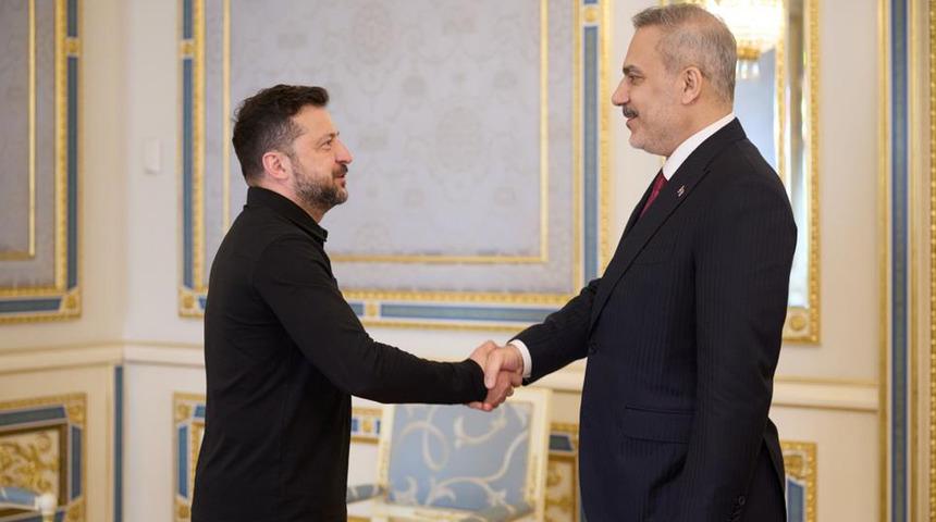 Zelenskiy, barışın sağlanmasına y&ouml;nelik &ccedil;abaları i&ccedil;in T&uuml;rkiye ve Bakan Fidan&rsquo;a teşekk&uuml;r etti