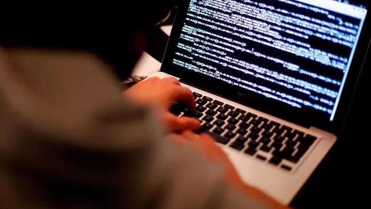 35 ilde 'Avcı destekli' dev uyuşturucu operasyonu! 110 şüpheli gözaltında