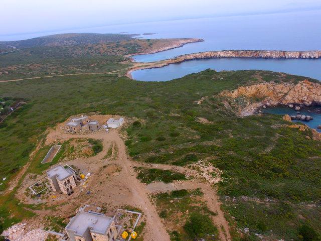 Bozcaada'nın bakir koylarına villa tehdidi