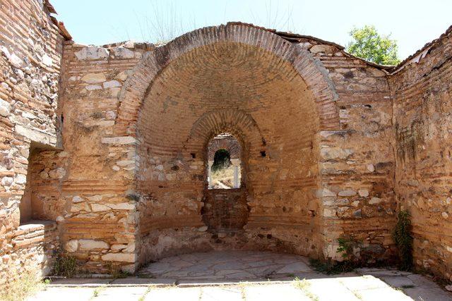 İncil de ge&ccedil;en kutsal kiliselerden 3 &uuml; Manisa da 2